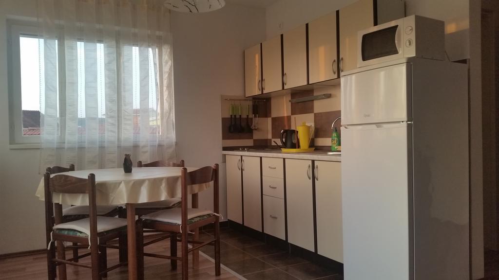 Apartments Dano Sukosan Bilik gambar